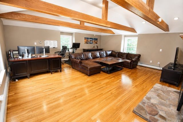 52 Brentwood, Chelmsford, MA 01824