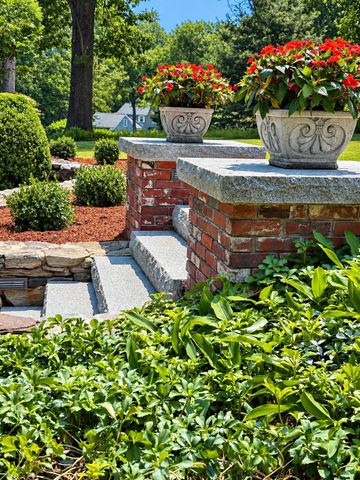 52 Brentwood, Chelmsford, MA 01824