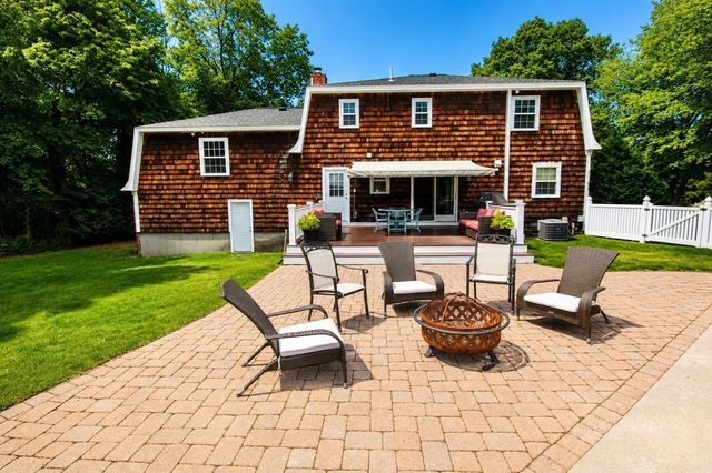 52 Brentwood, Chelmsford, MA 01824