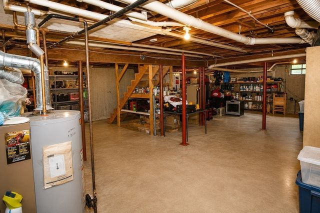 52 Brentwood, Chelmsford, MA 01824