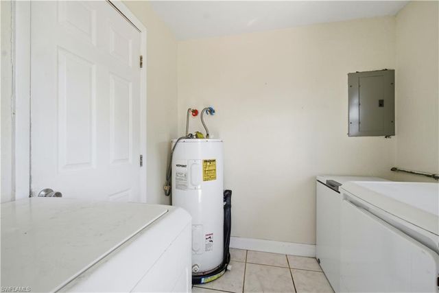 3807 Highland AVE, Fort Myers, FL 33916