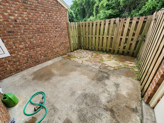 141 Thistle Ln, Hermitage, TN 37076
