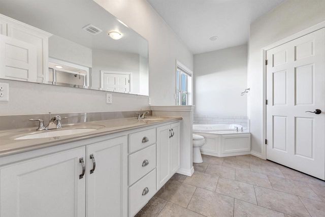 2206 BLUE STEM LANE, De Pere, WI 54115