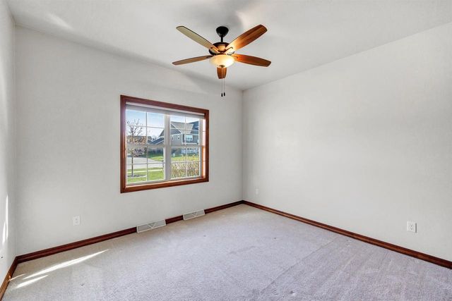2206 BLUE STEM LANE, De Pere, WI 54115