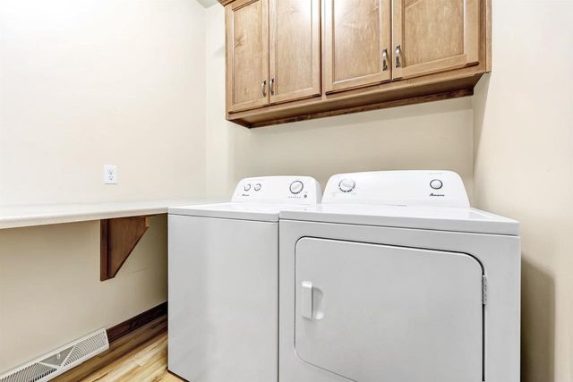 2206 BLUE STEM LANE, De Pere, WI 54115
