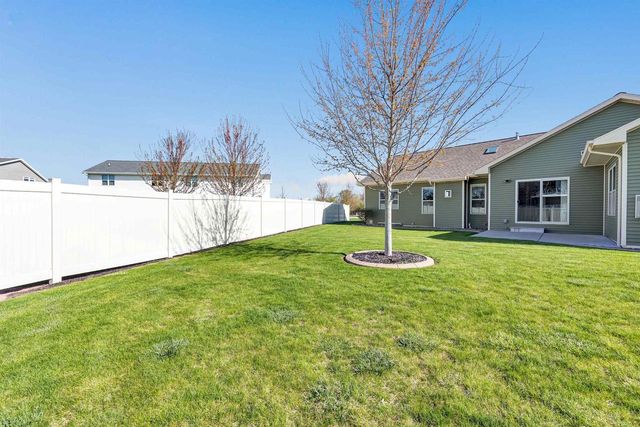 2206 BLUE STEM LANE, De Pere, WI 54115