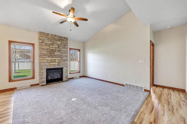 2206 BLUE STEM LANE, De Pere, WI 54115
