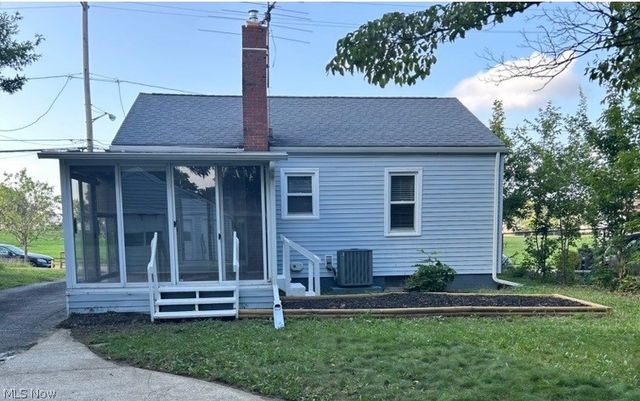 682 Barbara Avenue, Akron, OH 44306
