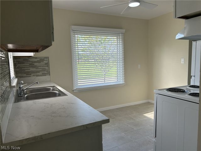 682 Barbara Avenue, Akron, OH 44306
