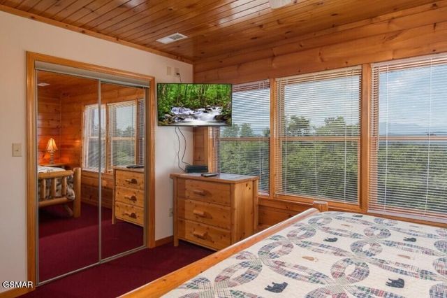2039 Oakmont Drive, Sevierville, TN 37876