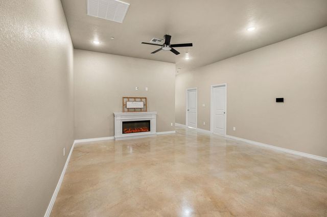 408 W Avenue C, Copperas Cove, TX 76522