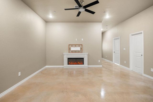 408 W Avenue C, Copperas Cove, TX 76522