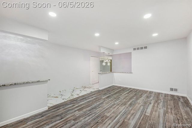 3461 Lancaster Drive, Sterling Heights, MI 48310