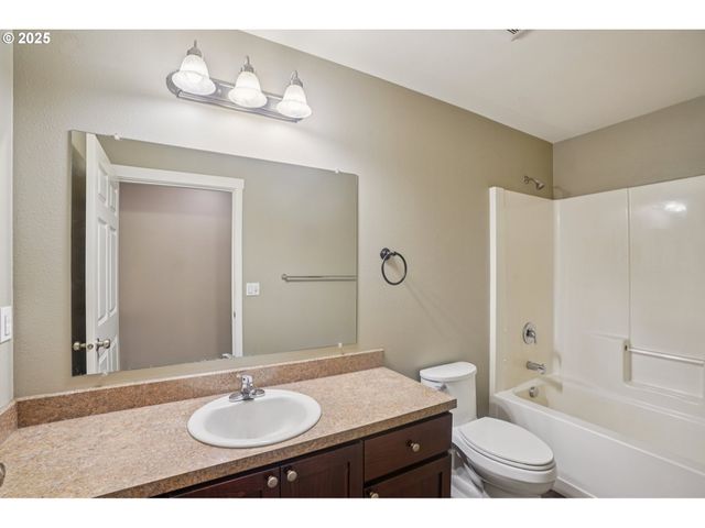 351 STELLA Rd, Longview, WA 98632