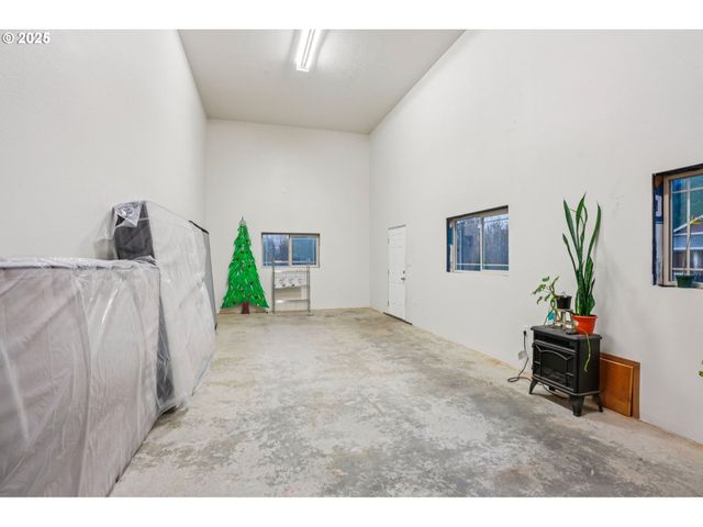 351 STELLA Rd, Longview, WA 98632