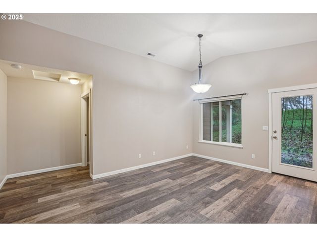 351 STELLA Rd, Longview, WA 98632