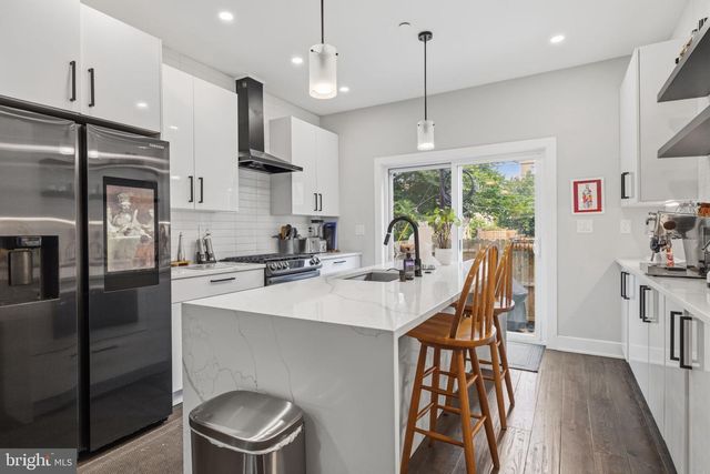 3041 W HARPER ST, Philadelphia, PA 19130