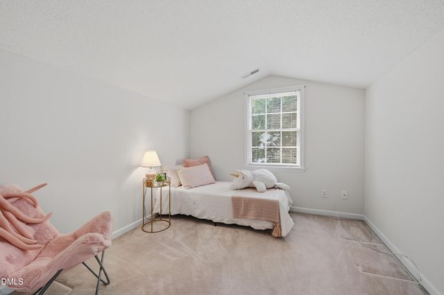 6801 Lynnoak Drive, Raleigh, NC 27613