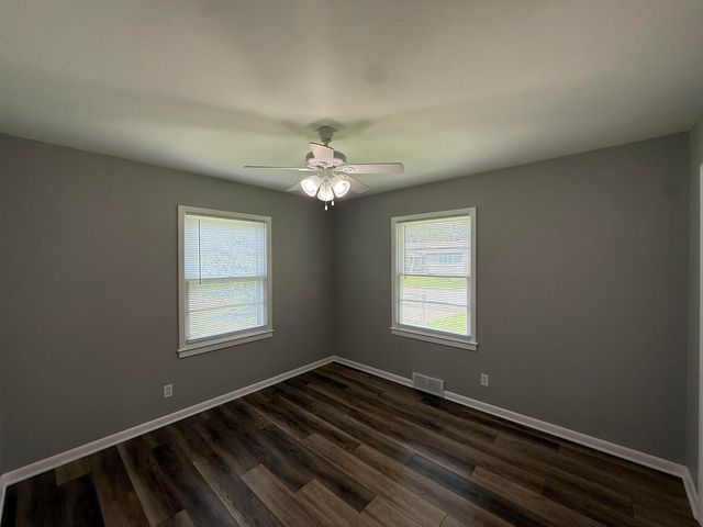 3904 W Murdock St, Wichita, KS 67203