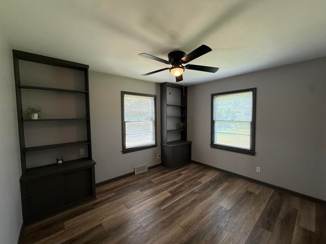 3904 W Murdock St, Wichita, KS 67203