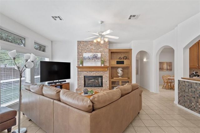 2101 Aaron Ross WAY, Round Rock, TX 78665