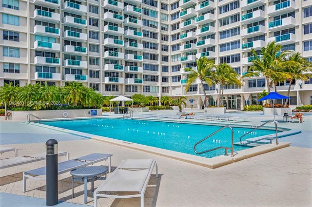 1200 West Ave 422, Miami Beach, FL 33139
