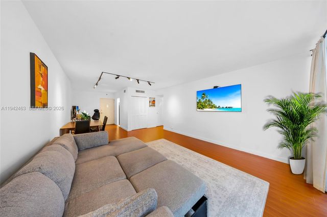 1200 West Ave 422, Miami Beach, FL 33139