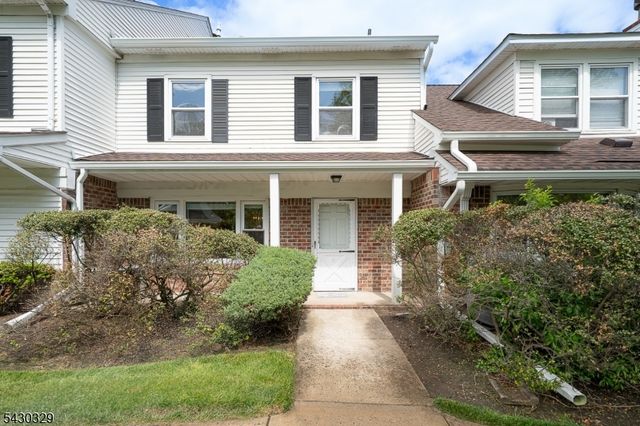 41 Wareham Court, Scotch Plains Twp., NJ 07076