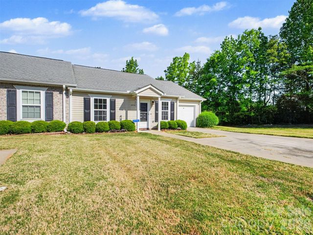 2956 Trimble Circle NW, Concord, NC 28027