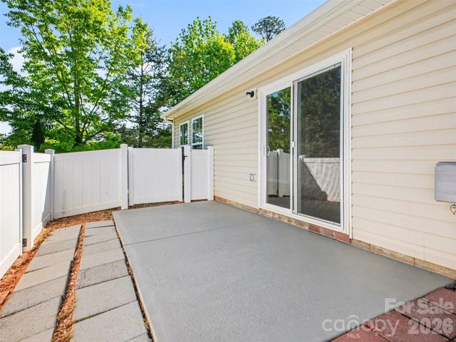 2956 Trimble Circle NW, Concord, NC 28027