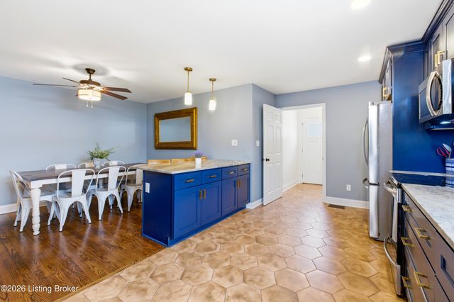 203 Abbott St, Shepherdsville, KY 40165