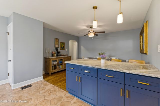 203 Abbott St, Shepherdsville, KY 40165