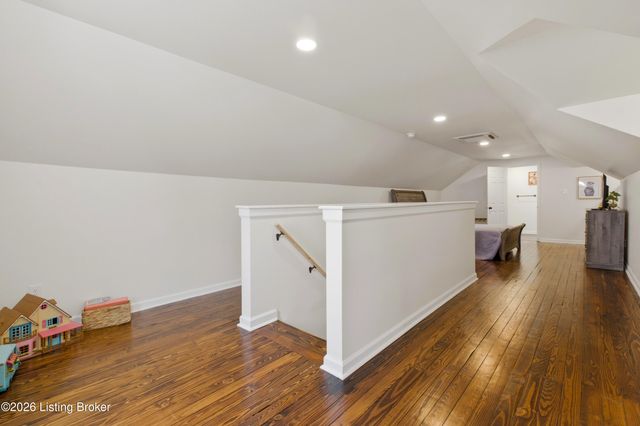 203 Abbott St, Shepherdsville, KY 40165