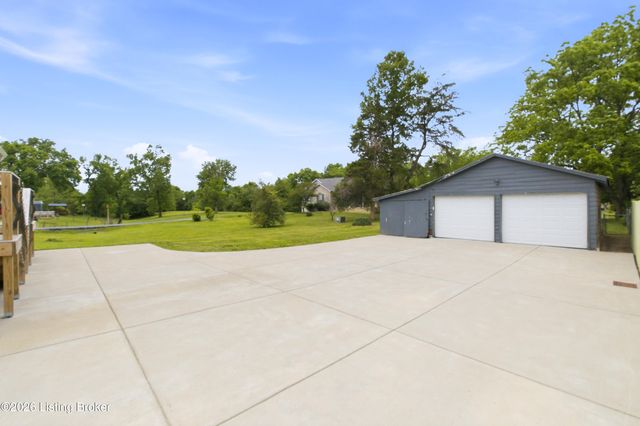 203 Abbott St, Shepherdsville, KY 40165