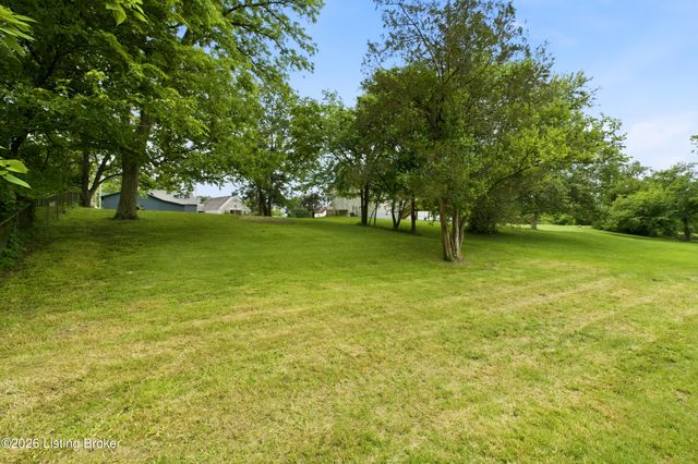 203 Abbott St, Shepherdsville, KY 40165
