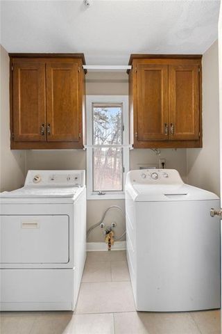 35 Green Chase Court, Roswell, GA 30075