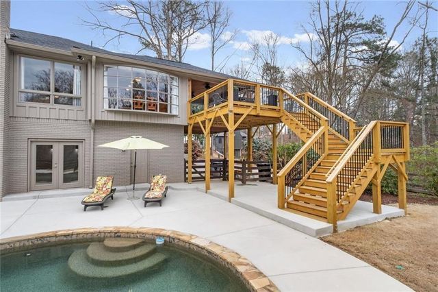 35 Green Chase Court, Roswell, GA 30075