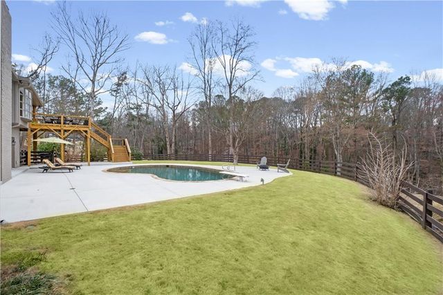 35 Green Chase Court, Roswell, GA 30075