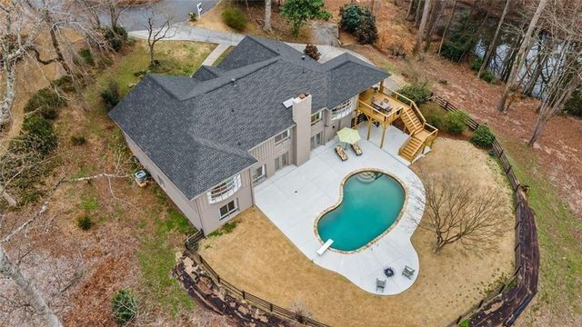 35 Green Chase Court, Roswell, GA 30075