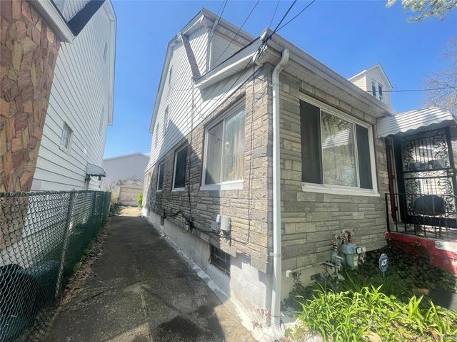 77-14 162nd Street, Fresh Meadows, NY 11366