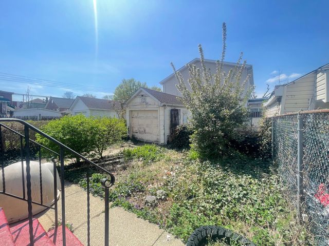 77-14 162nd Street, Fresh Meadows, NY 11366
