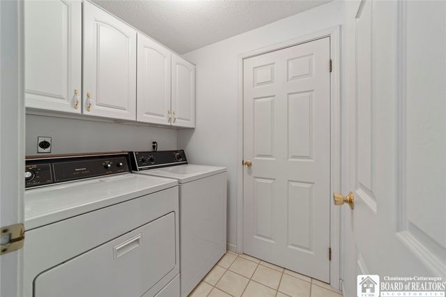 12 Ahrens Place, Pomfret, NY 14063