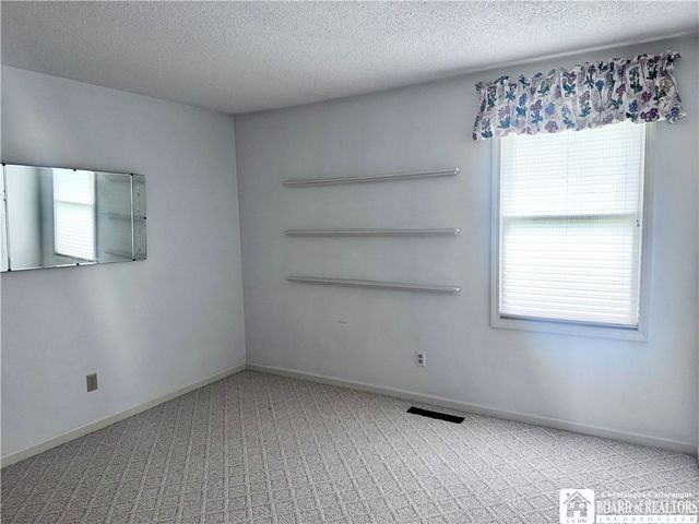 12 Ahrens Place, Pomfret, NY 14063