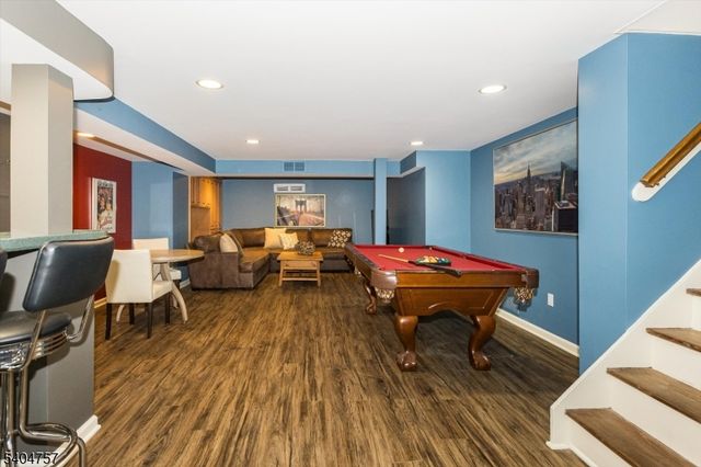 256 Forest Ave, Glen Ridge Boro Twp., NJ 07028