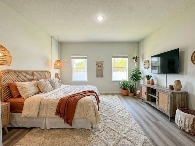 8151 SW 135TH LOOP, Ocala, FL 34473