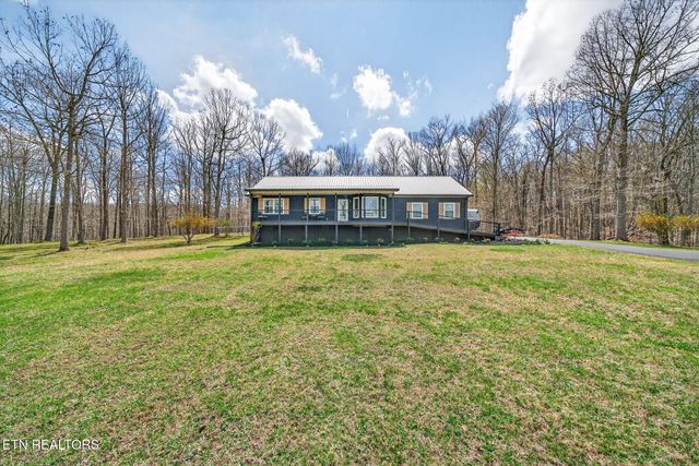 2317 Arrow Tr, Monterey, TN 38574