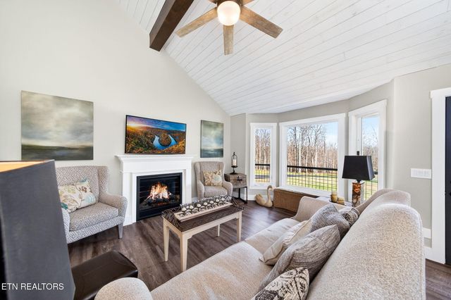 2317 Arrow Tr, Monterey, TN 38574