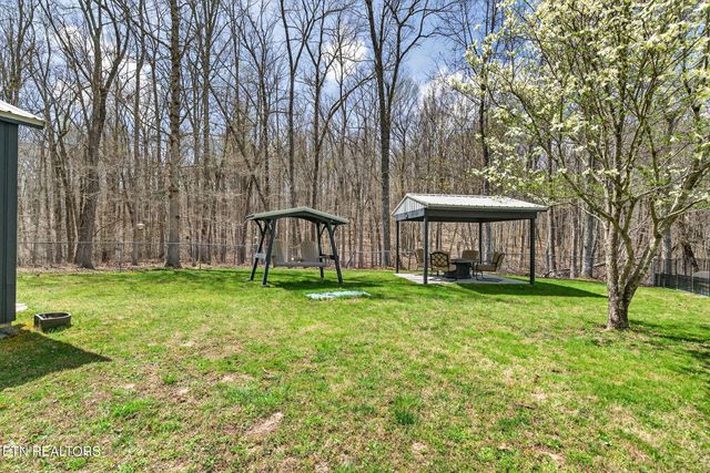 2317 Arrow Tr, Monterey, TN 38574