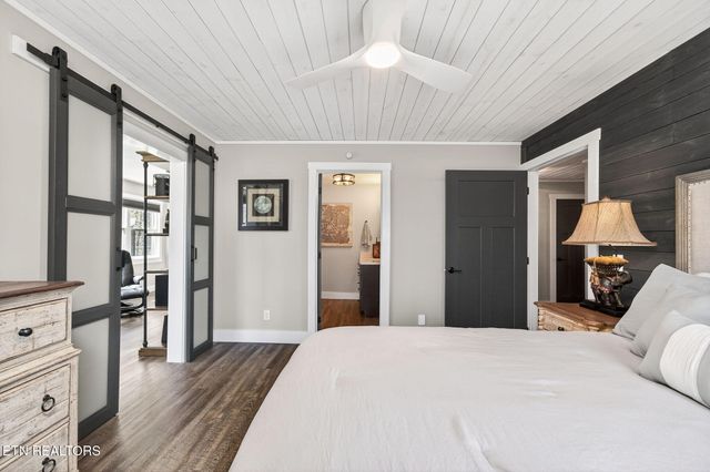 2317 Arrow Tr, Monterey, TN 38574