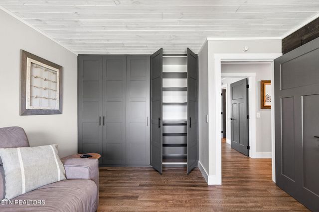 2317 Arrow Tr, Monterey, TN 38574